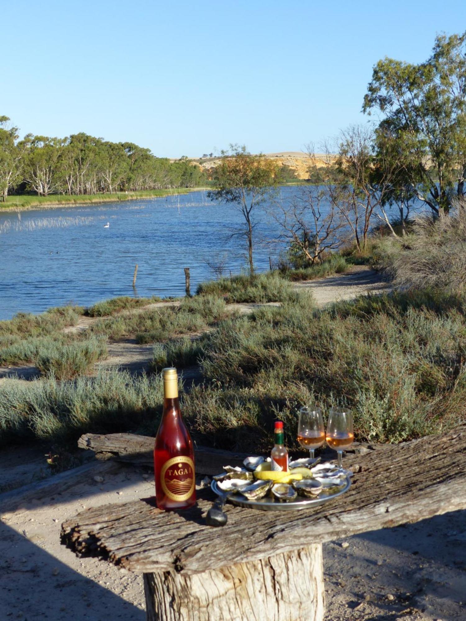 Lake Bywater Cottage Walker Flat Buitenkant foto