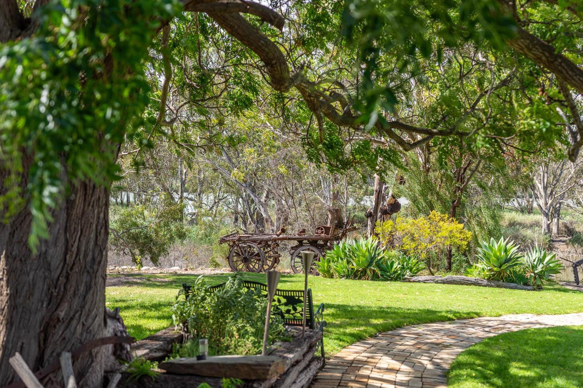 Lake Bywater Cottage Walker Flat Buitenkant foto